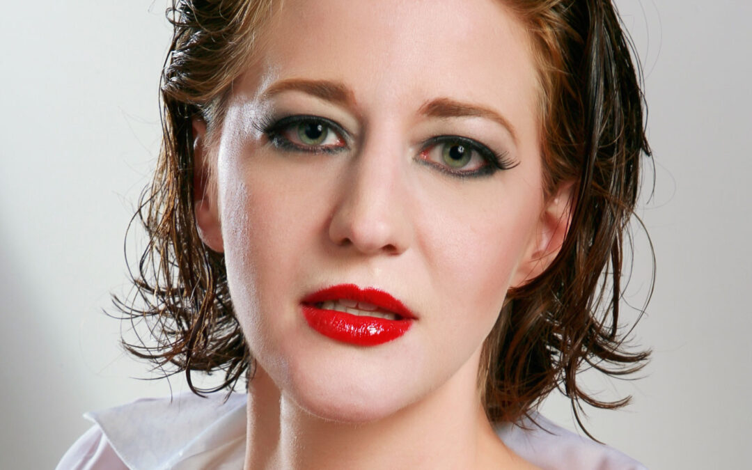 Makeup and Retouching for Glamour Portraits