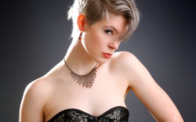 Some Thoughts on Shooting Portraits on Seamless Paper