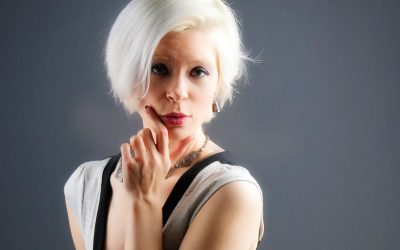 Whatever Happened to Fluorescent Portrait Lighting?