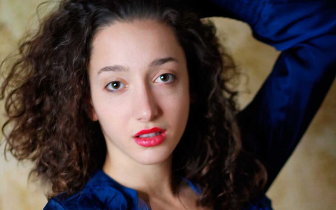 Glamour Photography with a Ring Light