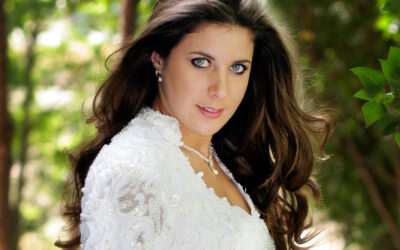 Photographing a Bride Outdoors