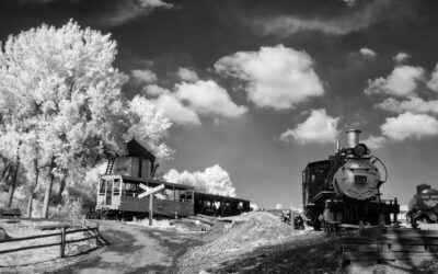 Monochrome Monday: Shooting  Trains in Infrared