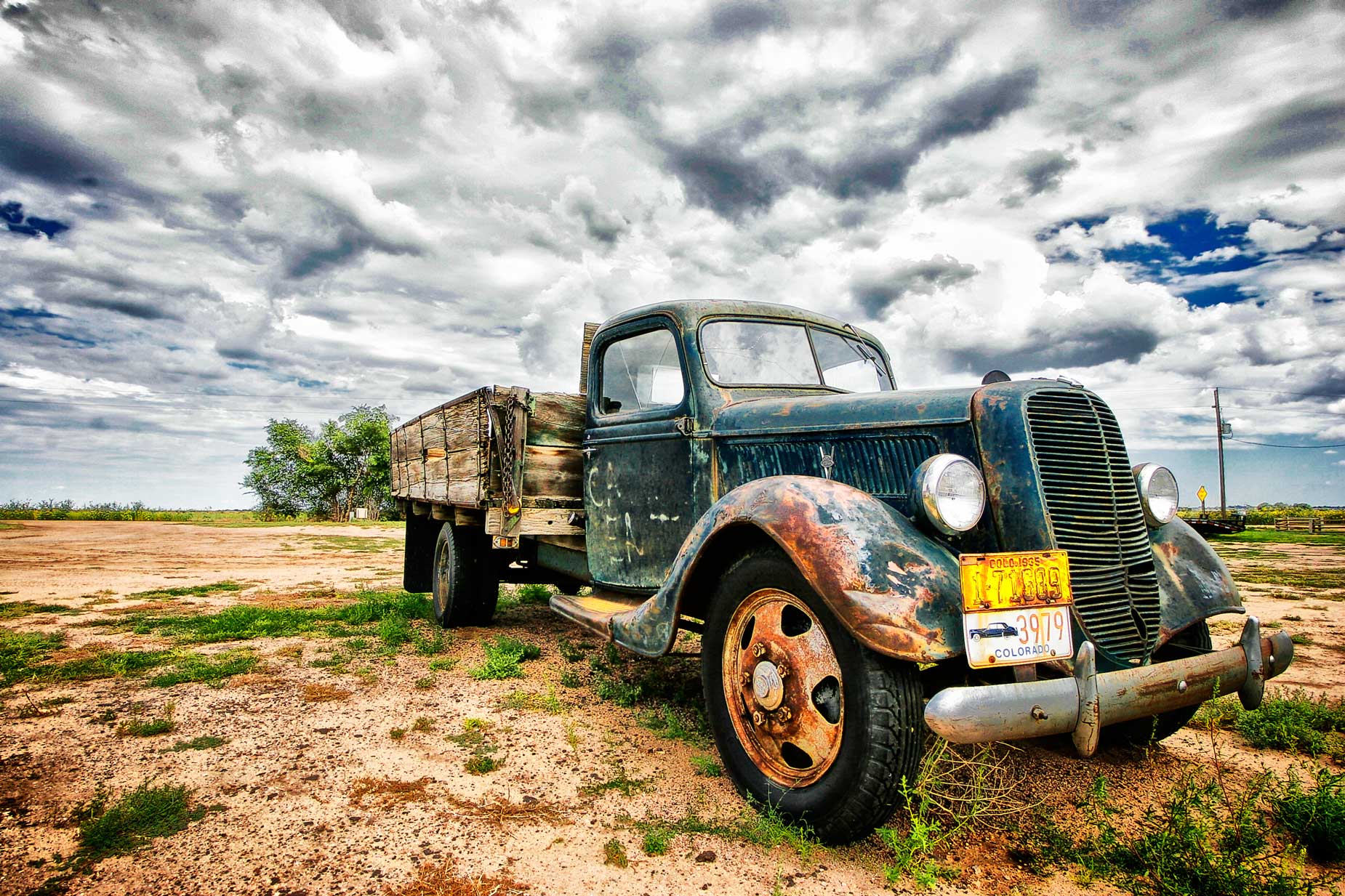 © Joe Farace. Classic truck, Colorado Plains