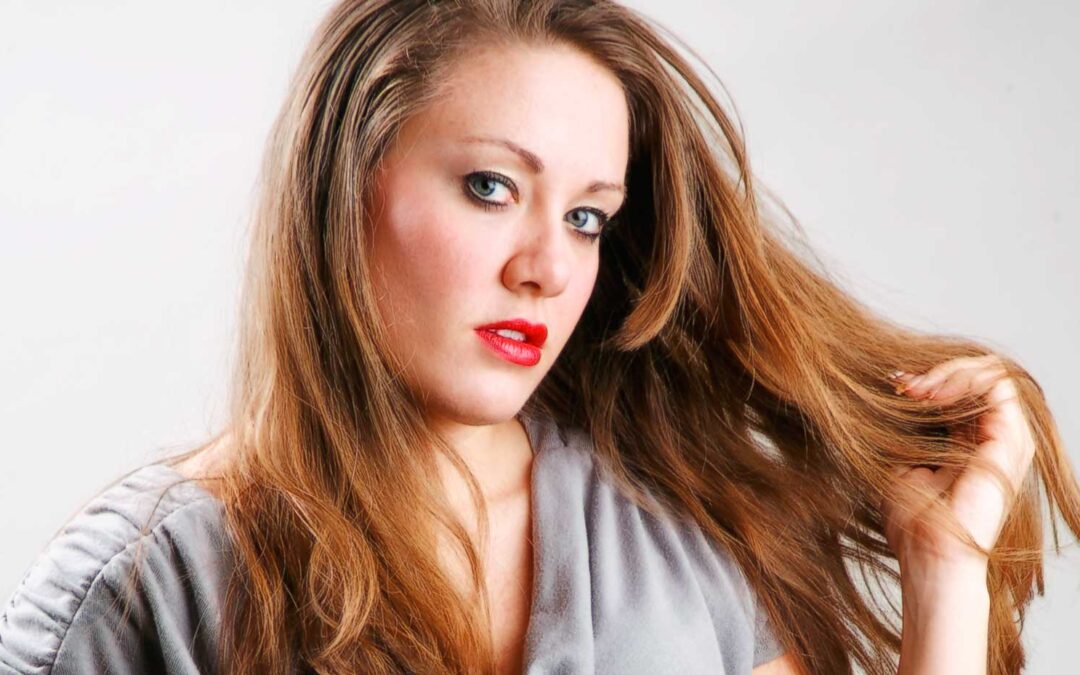 Shooting Glamour in Your Home Studio