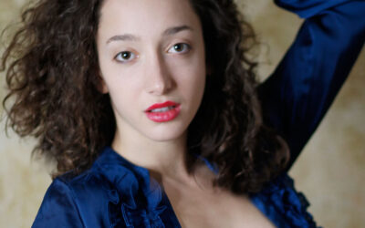 Studio Thursday: Ring Light Glamour Photography